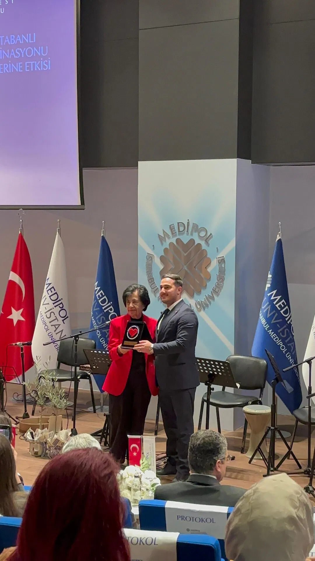 Ödül takdimi